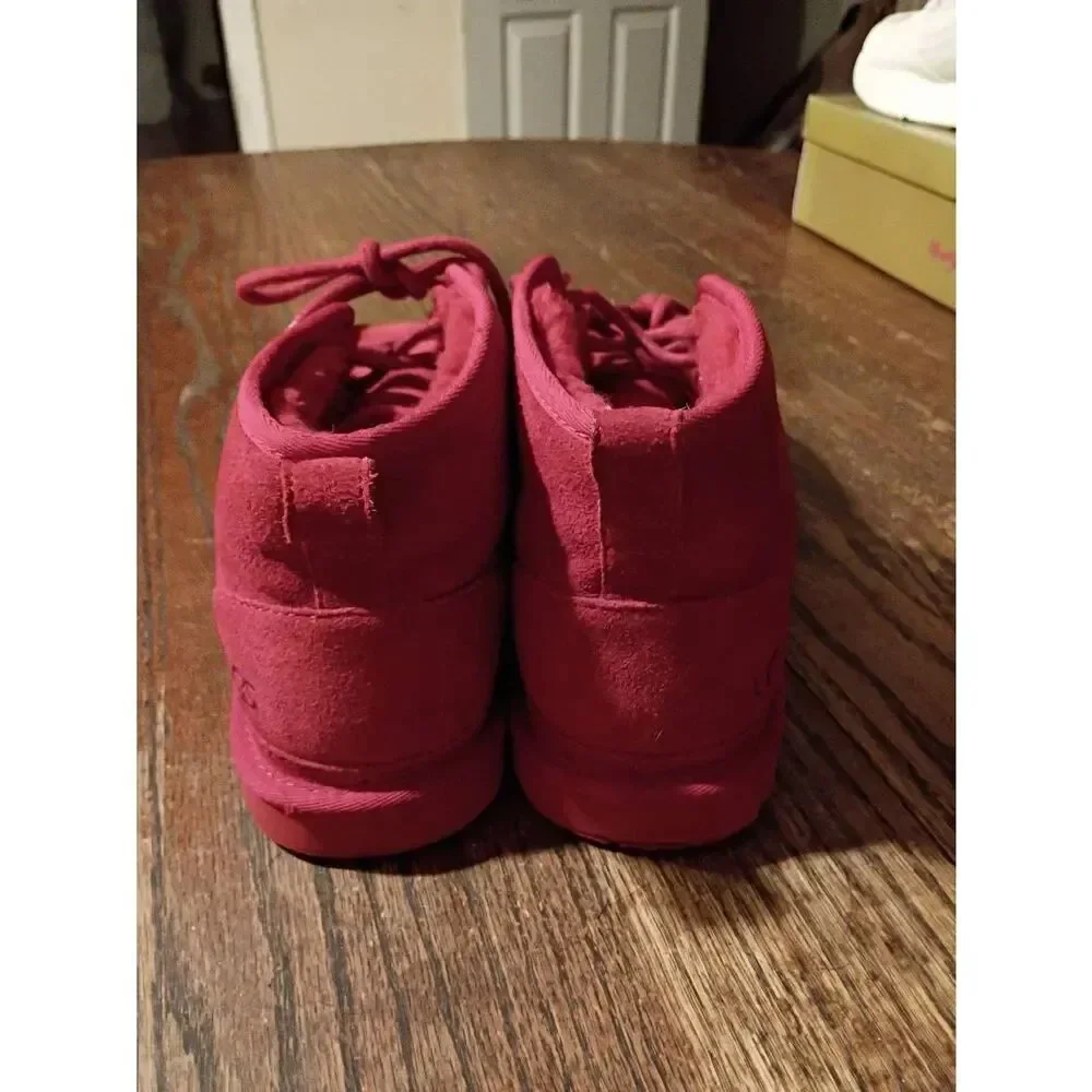 Size 8 UGG Red Neumel Suede Insulated Ankle Boot Bootie